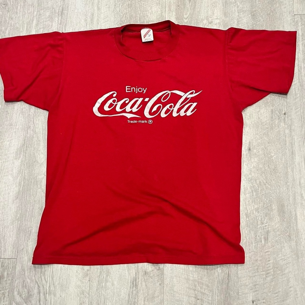 Vintage 80s one stitch Coca Cola T-Shirt Red size Large Jersey tag!